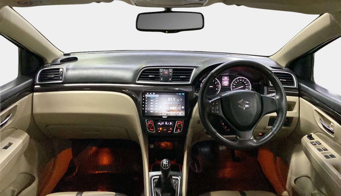 2016 Maruti Ciaz ZXI, Petrol, Manual, 49,967 km, Dashboard