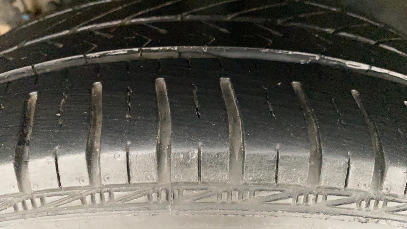 2014 Hyundai Xcent S 1.2, Petrol, Manual, 53,216 km, Right Rear Tyre Tread