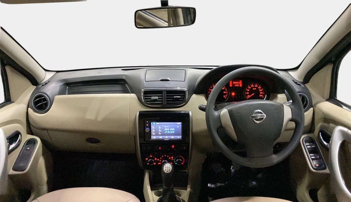 2015 Nissan Terrano XL (P), Petrol, Manual, 59,794 km, Dashboard