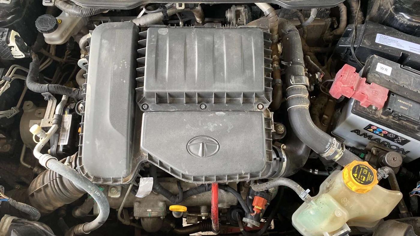 2022 Tata NEXON XZ PLUS DIESEL DARK EDITION, Diesel, Manual, 39,811 km, Open Bonet