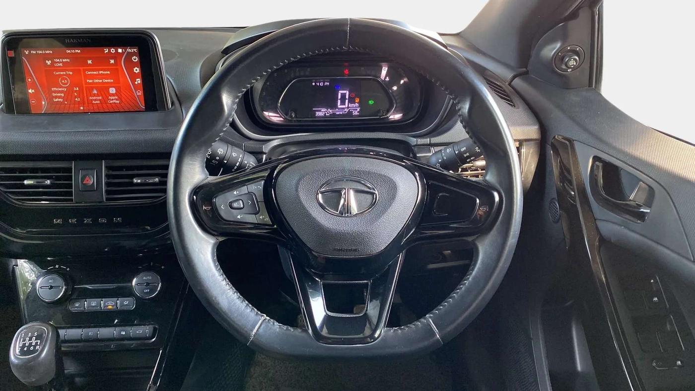 2022 Tata NEXON XZ PLUS DIESEL DARK EDITION, Diesel, Manual, 39,811 km, Steering Wheel Close Up