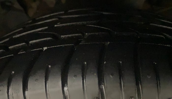 2020 KIA SELTOS HTX PLUS 1.5 DIESEL, Diesel, Manual, 92,733 km, Left Front Tyre Tread