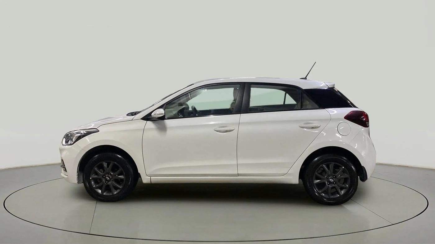 2019 Hyundai Elite i20 SPORTZ PLUS 1.2, Petrol, Manual, 45,063 km, Left Side