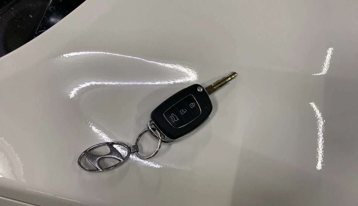 2019 Hyundai Elite i20 SPORTZ PLUS 1.2, Petrol, Manual, 45,063 km, Key Close Up