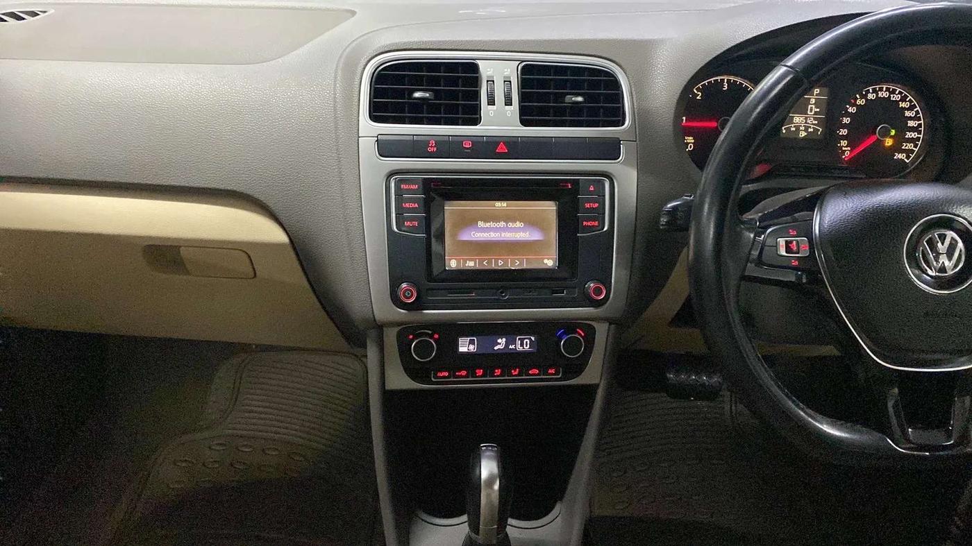 2016 Volkswagen Vento HIGHLINE 1.5 AT, Diesel, Automatic, 88,679 km, Air Conditioner