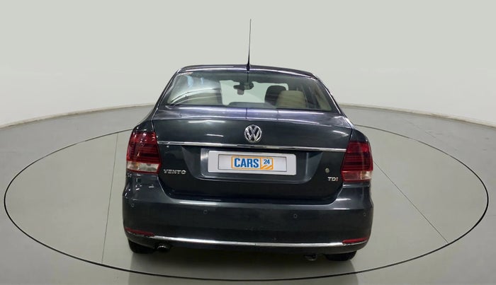 2016 Volkswagen Vento HIGHLINE 1.5 AT, Diesel, Automatic, 88,679 km, Back/Rear