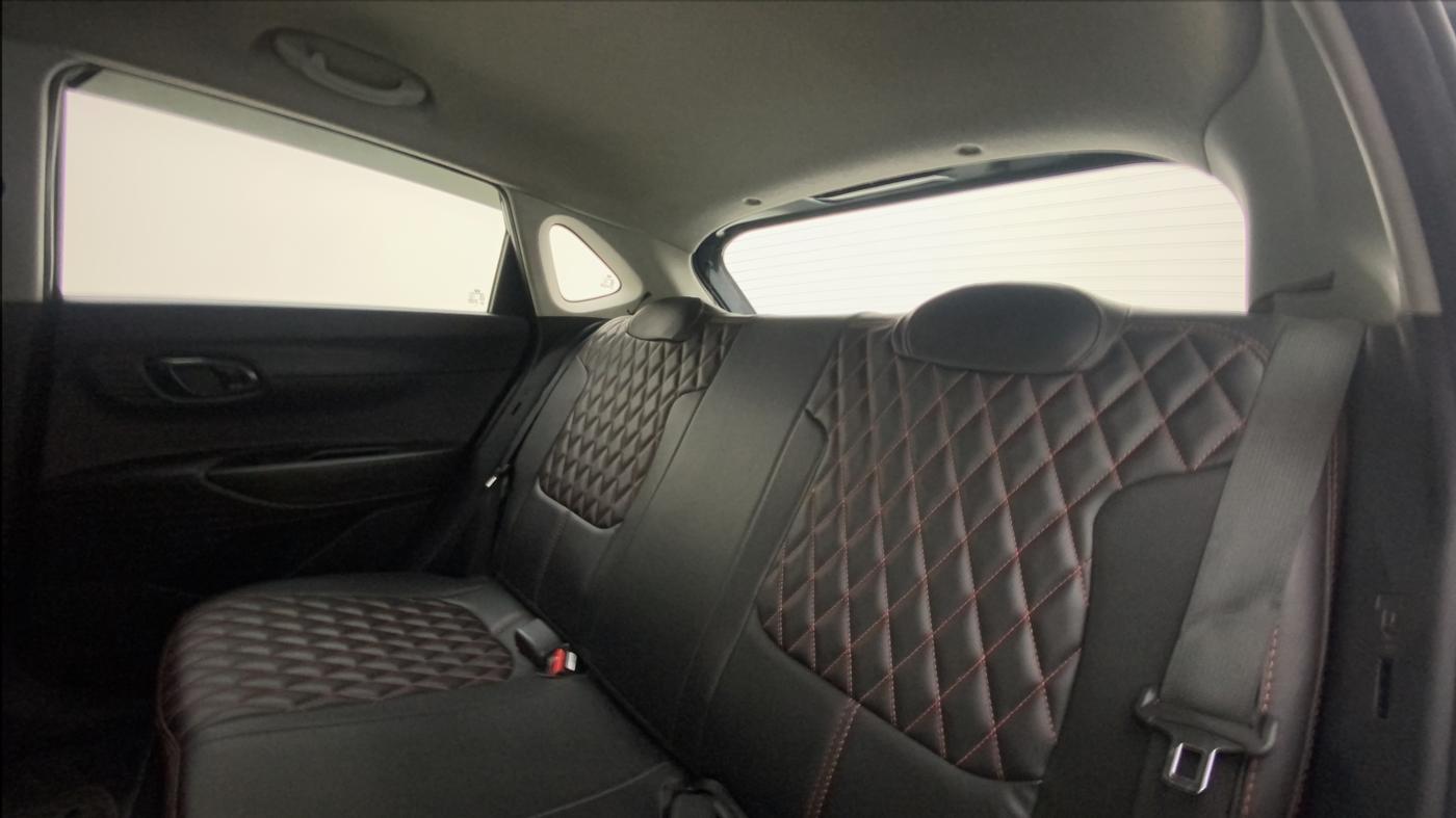 2021 Hyundai NEW I20 SPORTZ 1.2 MT, Petrol, Manual, 24,460 km, Right Side Rear Door Cabin