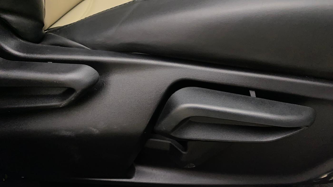 2022 Tata NEXON XZ PLUS (HS) PETROL, Petrol, Manual, 7,420 km, Driver Side Adjustment Panel