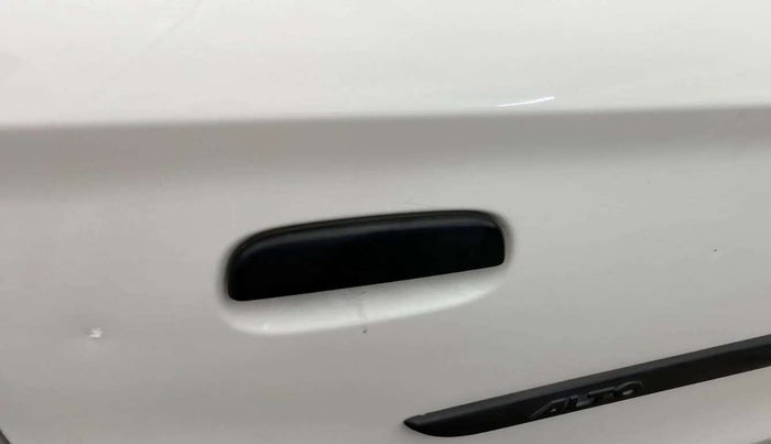 2019 Maruti Alto K10 VXI, Petrol, Manual, 59,886 km, Right rear door - Minor scratches