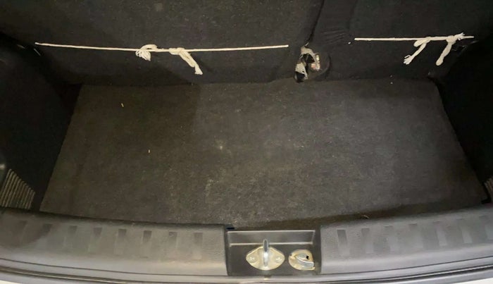 2014 Maruti Swift VDI, Diesel, Manual, 98,395 km, Boot Inside
