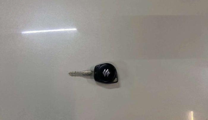 2014 Maruti Swift VDI, Diesel, Manual, 98,395 km, Key Close Up