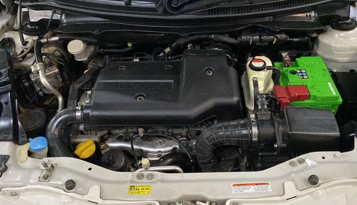 2014 Maruti Swift VDI, Diesel, Manual, 98,395 km, Open Bonet