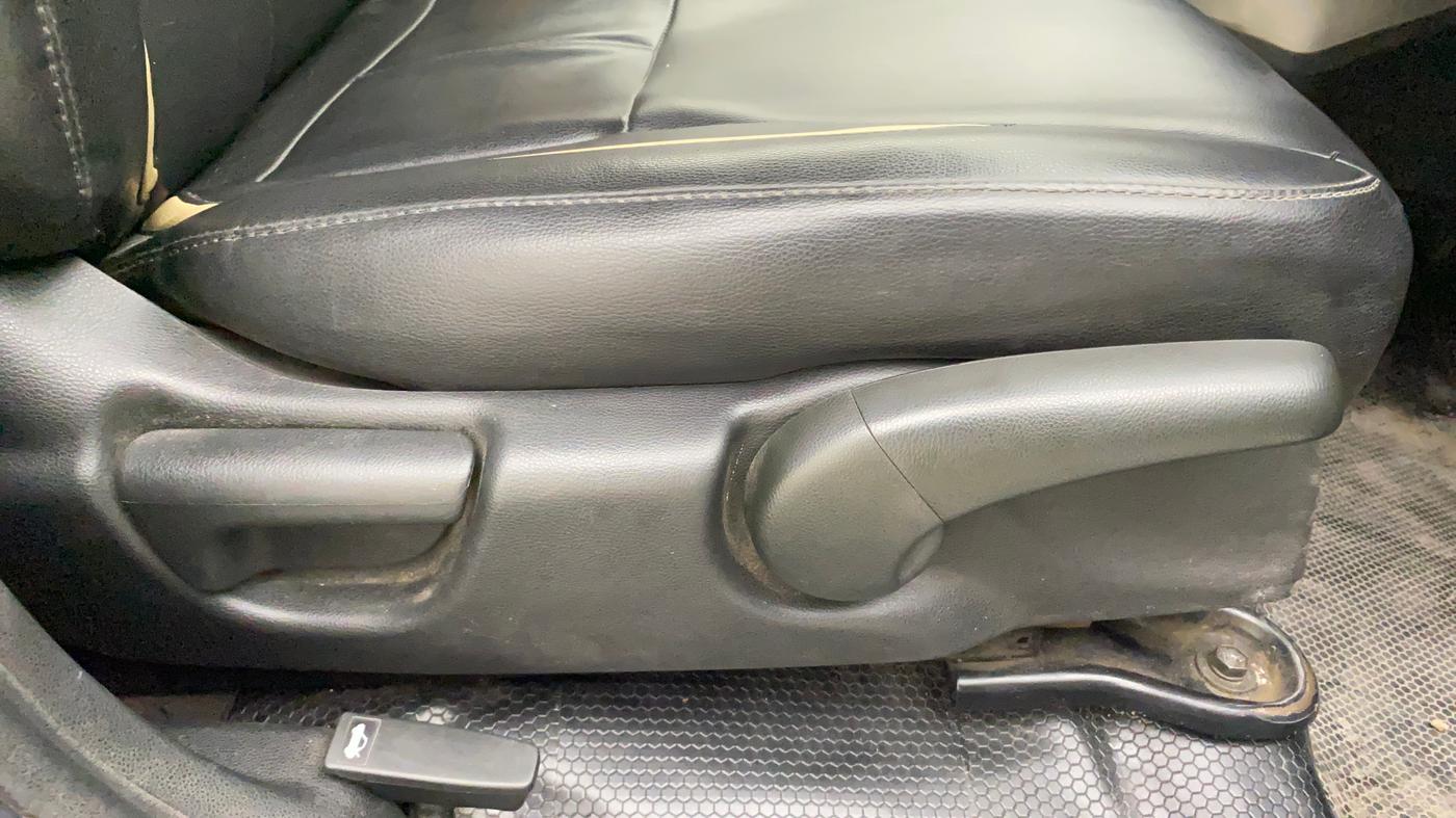 2015 Honda City 1.5L I-VTEC SV, Petrol, Manual, 88,259 km, Driver Side Adjustment Panel