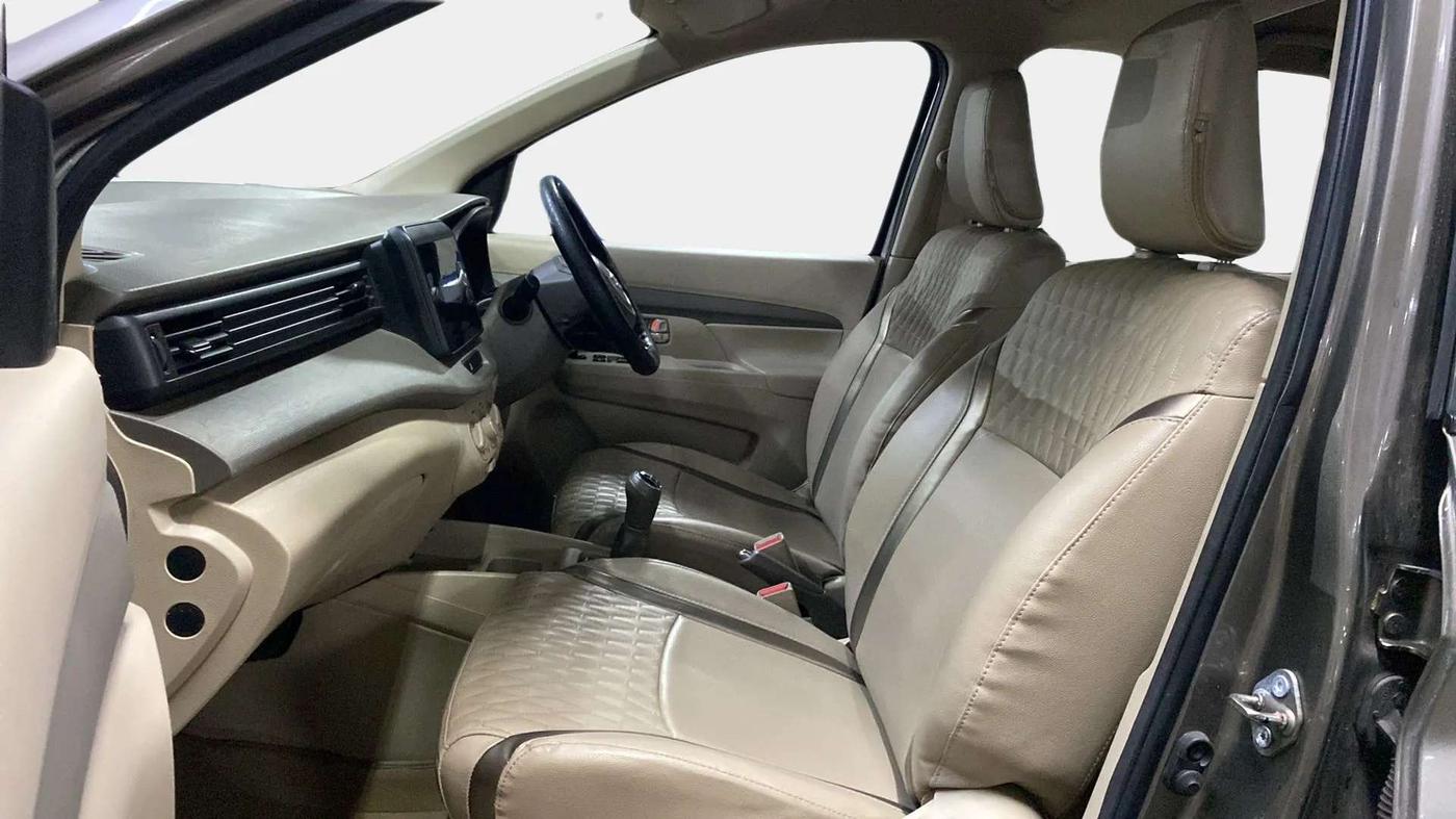 2021 Maruti Ertiga VXI CNG, CNG, Manual, 25,047 km, Right Side Front Door Cabin