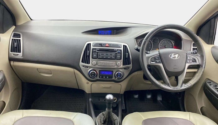 2013 Hyundai i20 SPORTZ 1.2, Petrol, Manual, 31,264 km, Dashboard