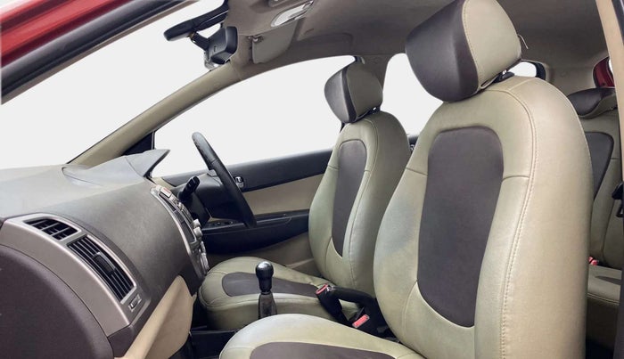 2013 Hyundai i20 SPORTZ 1.2, Petrol, Manual, 31,264 km, Right Side Front Door Cabin