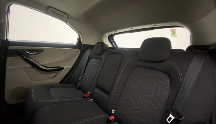 2022 Tata NEXON XZ PLUS (HS) PETROL, Petrol, Manual, 22,206 km, Right Side Rear Door Cabin