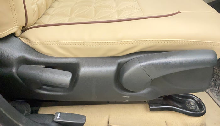 2016 Honda City 1.5L I-VTEC SV, Petrol, Manual, 66,751 km, Driver Side Adjustment Panel