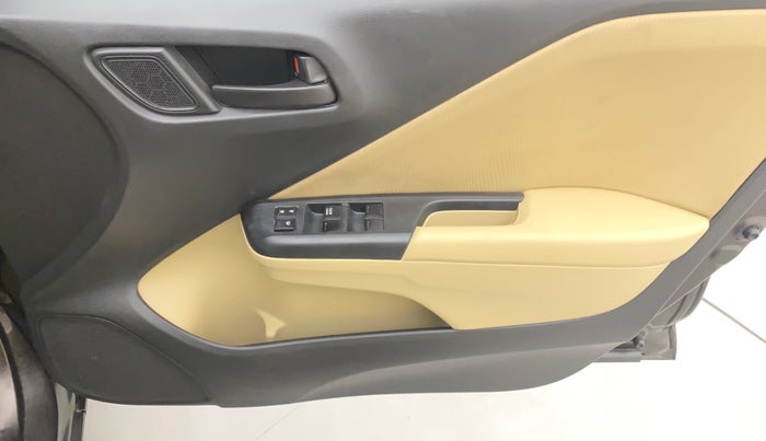 2016 Honda City 1.5L I-VTEC SV, Petrol, Manual, 66,751 km, Driver Side Door Panels Control