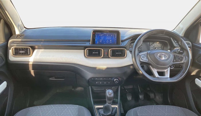 2022 Tata PUNCH ACCOMPLISHED MT, Petrol, Manual, 38,219 km, Dashboard