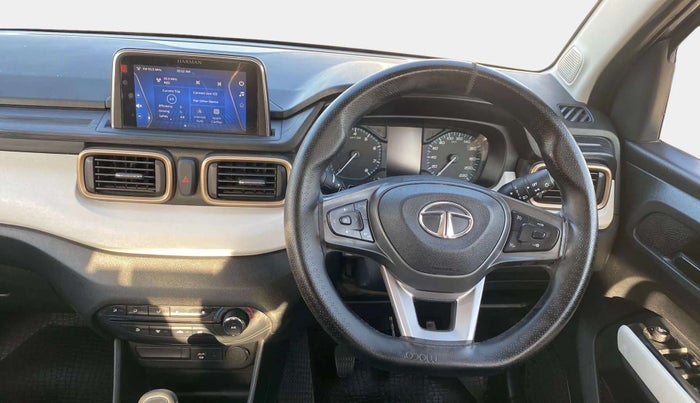 2022 Tata PUNCH ACCOMPLISHED MT, Petrol, Manual, 38,219 km, Steering Wheel Close Up