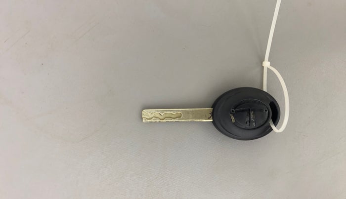 2019 Tata TIGOR XZA PLUS PETROL, Petrol, Automatic, 28,106 km, Key Close Up