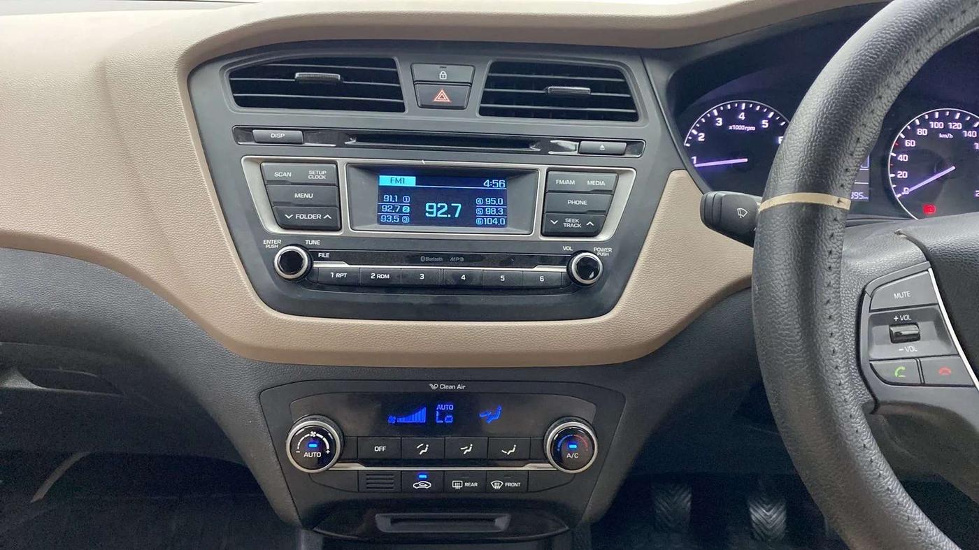 2015 Hyundai Elite i20 SPORTZ 1.2, Petrol, Manual, 77,355 km, Air Conditioner