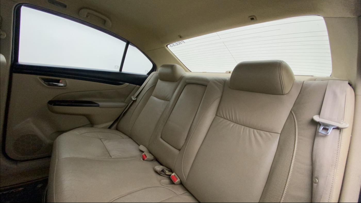 2015 Maruti Ciaz ZXI+, Petrol, Manual, 96,372 km, Right Side Rear Door Cabin