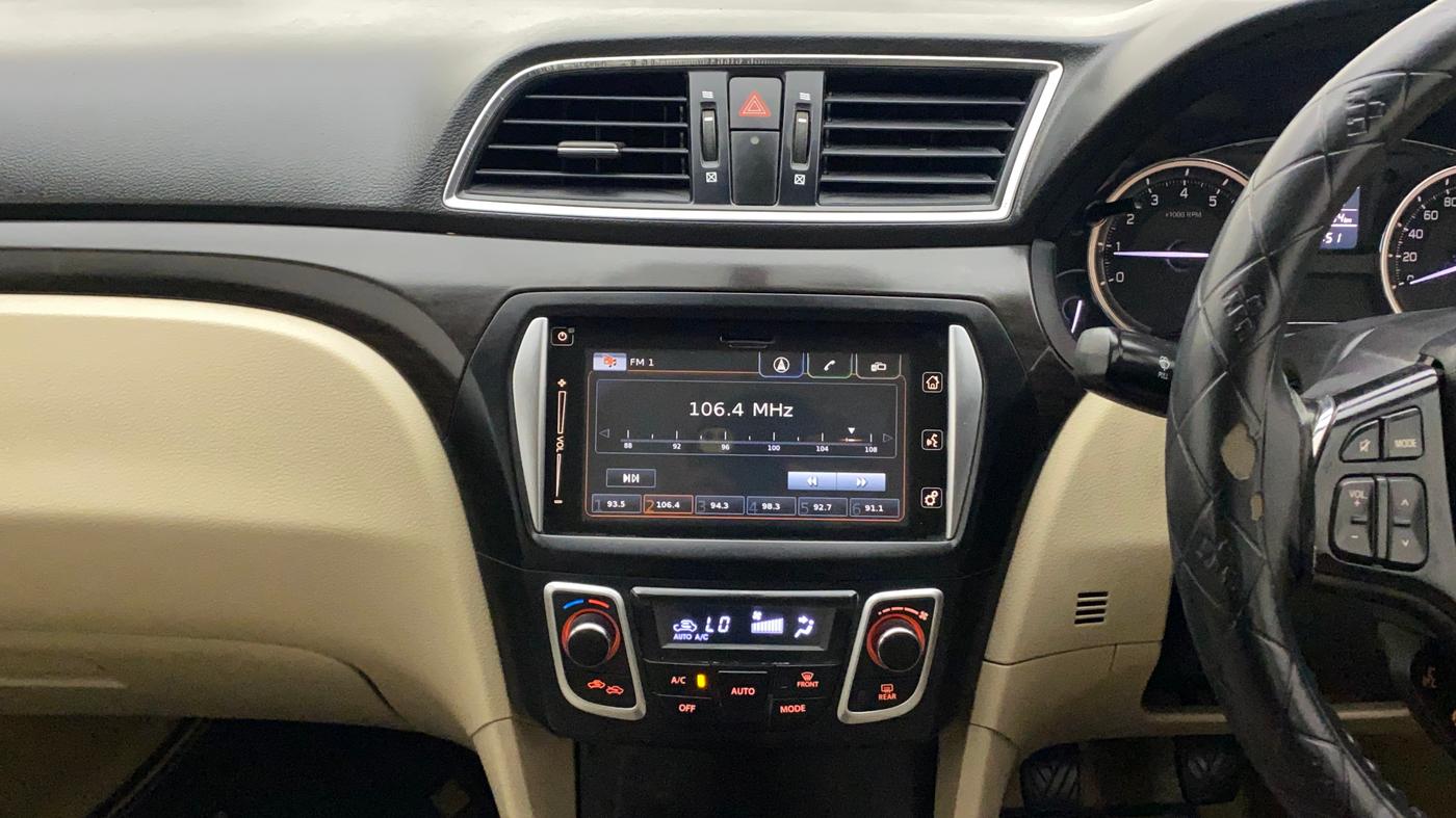 2015 Maruti Ciaz ZXI+, Petrol, Manual, 96,372 km, Air Conditioner