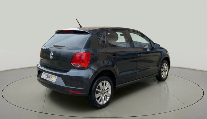 2016 Volkswagen Polo HIGHLINE1.2L, Petrol, Manual, 82,486 km, Right Back Diagonal