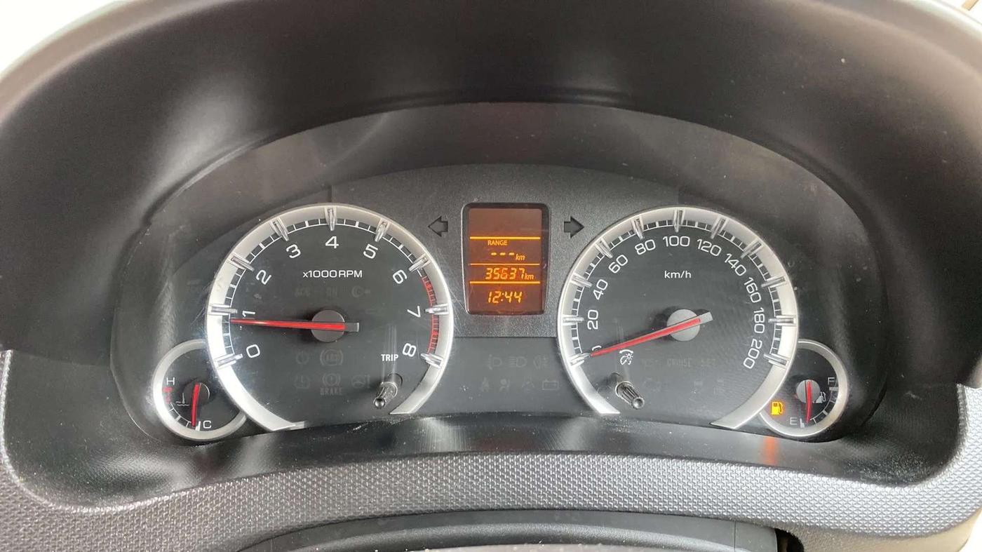 2016 Maruti Swift Dzire VXI, Petrol, Manual, 35,649 km, Odometer Image