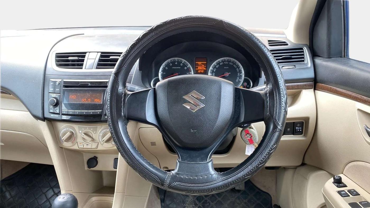 2016 Maruti Swift Dzire VXI, Petrol, Manual, 35,649 km, Steering Wheel Close Up