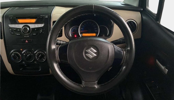 2017 Maruti Wagon R 1.0 VXI, CNG, Manual, 79,904 km, Steering Wheel Close Up