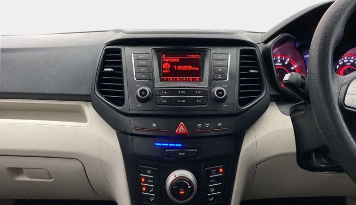 2022 Mahindra XUV300 W6 1.2 PETROL AMT, Petrol, Automatic, 7,701 km, Air Conditioner