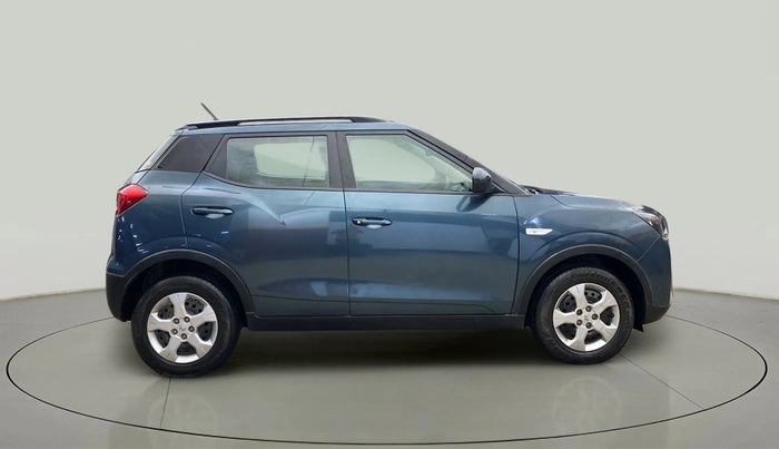 2022 Mahindra XUV300 W6 1.2 PETROL AMT, Petrol, Automatic, 7,701 km, Right Side View