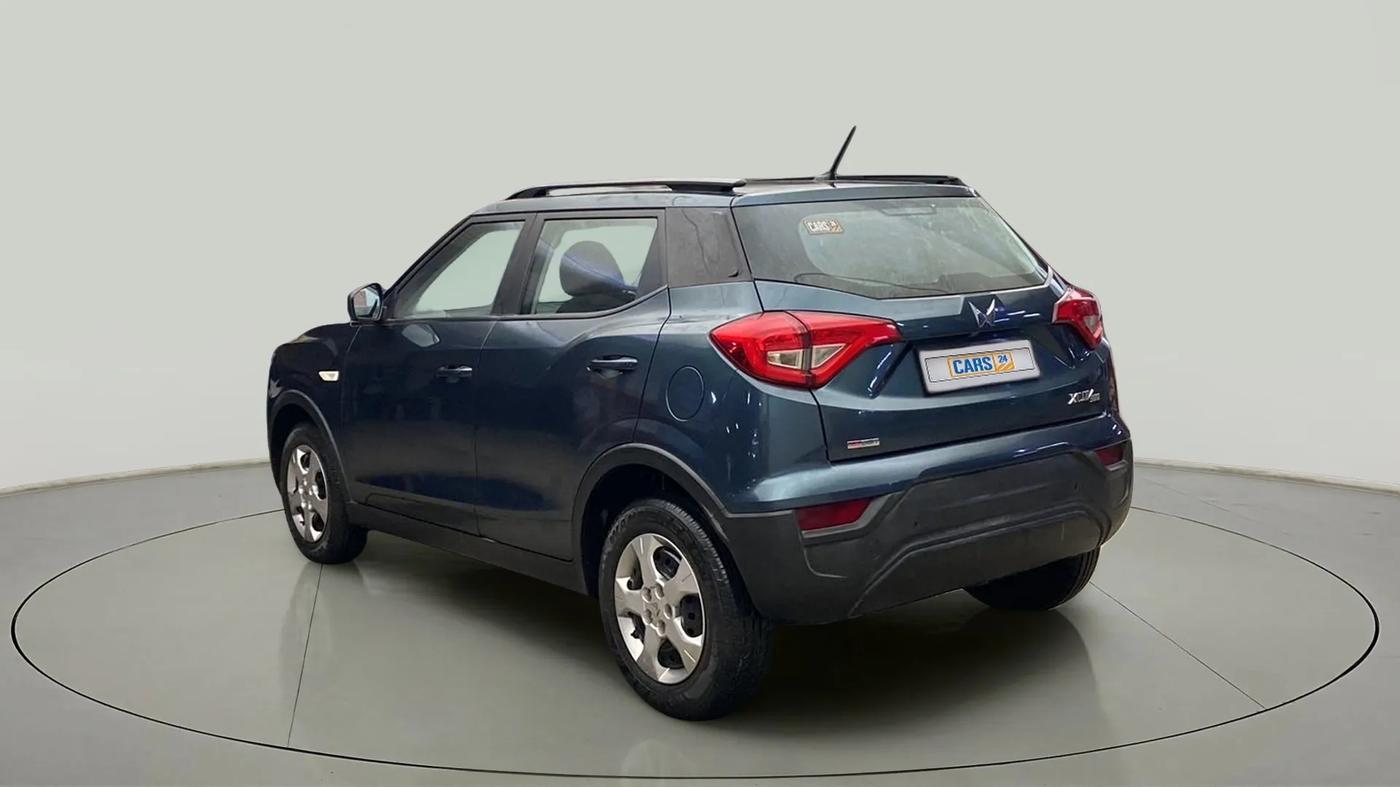 2022 Mahindra XUV300 W6 1.2 PETROL AMT, Petrol, Automatic, 7,701 km, Left Back Diagonal