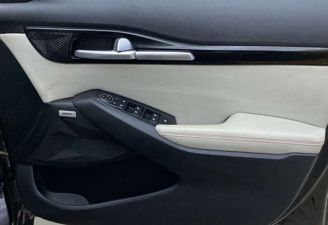 2020 KIA SELTOS GTX PLUS DCT 1.4 PETROL, Petrol, Automatic, 83,839 km, Driver Side Door Panels Control