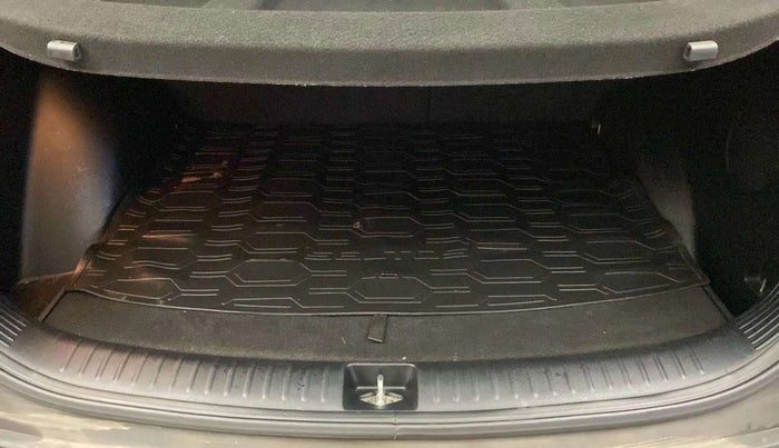 2020 KIA SELTOS GTX PLUS DCT 1.4 PETROL, Petrol, Automatic, 83,839 km, Boot Inside