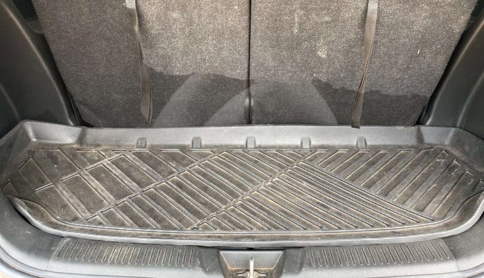 2023 Maruti XL6 ALPHA PLUS AT, Petrol, Automatic, 21,842 km, Boot Inside