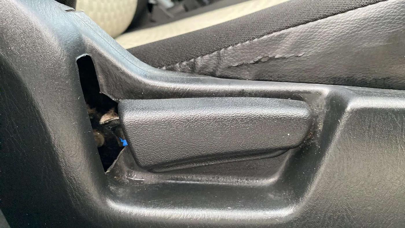 2019 Maruti Alto VXI, Petrol, Manual, 11,970 km, Driver Side Adjustment Panel