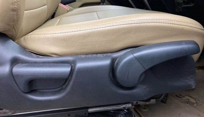 2018 Honda City 1.5L I-VTEC V MT, Petrol, Manual, 39,883 km, Driver Side Adjustment Panel