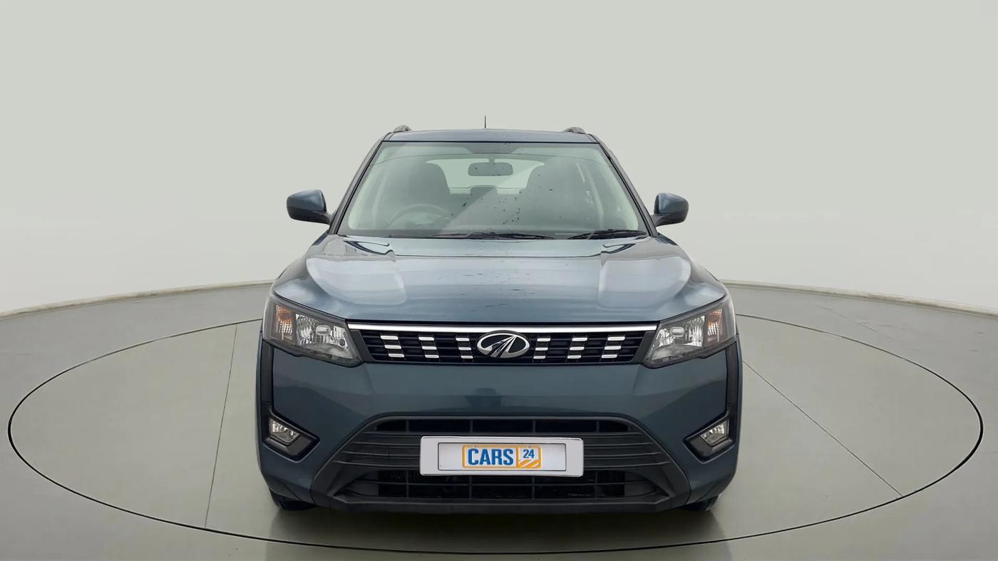 2019 Mahindra XUV300 W6 1.2 PETROL, Petrol, Manual, 23,173 km, Front
