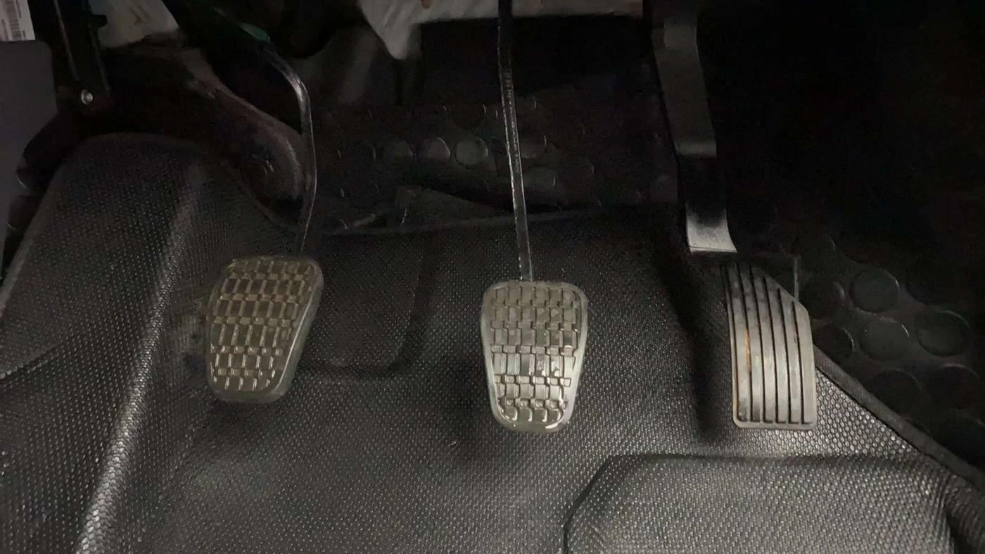 2020 Tata ALTROZ XE PETROL, Petrol, Manual, 24,078 km, Pedals