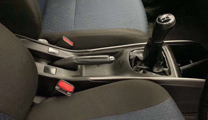 2019 Maruti Baleno DELTA PETROL 1.2, CNG, Manual, 79,359 km, Gear Lever