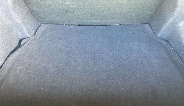2020 Hyundai AURA SX 1.2, Petrol, Manual, 77,163 km, Boot Inside