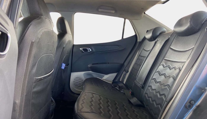 2020 Hyundai AURA SX 1.2, Petrol, Manual, 77,163 km, Right Side Rear Door Cabin