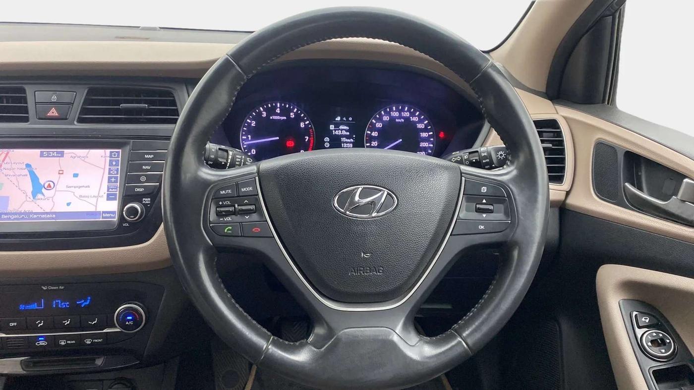 2017 Hyundai Elite i20 ASTA 1.2 (O), Petrol, Manual, 61,471 km, Steering Wheel Close Up