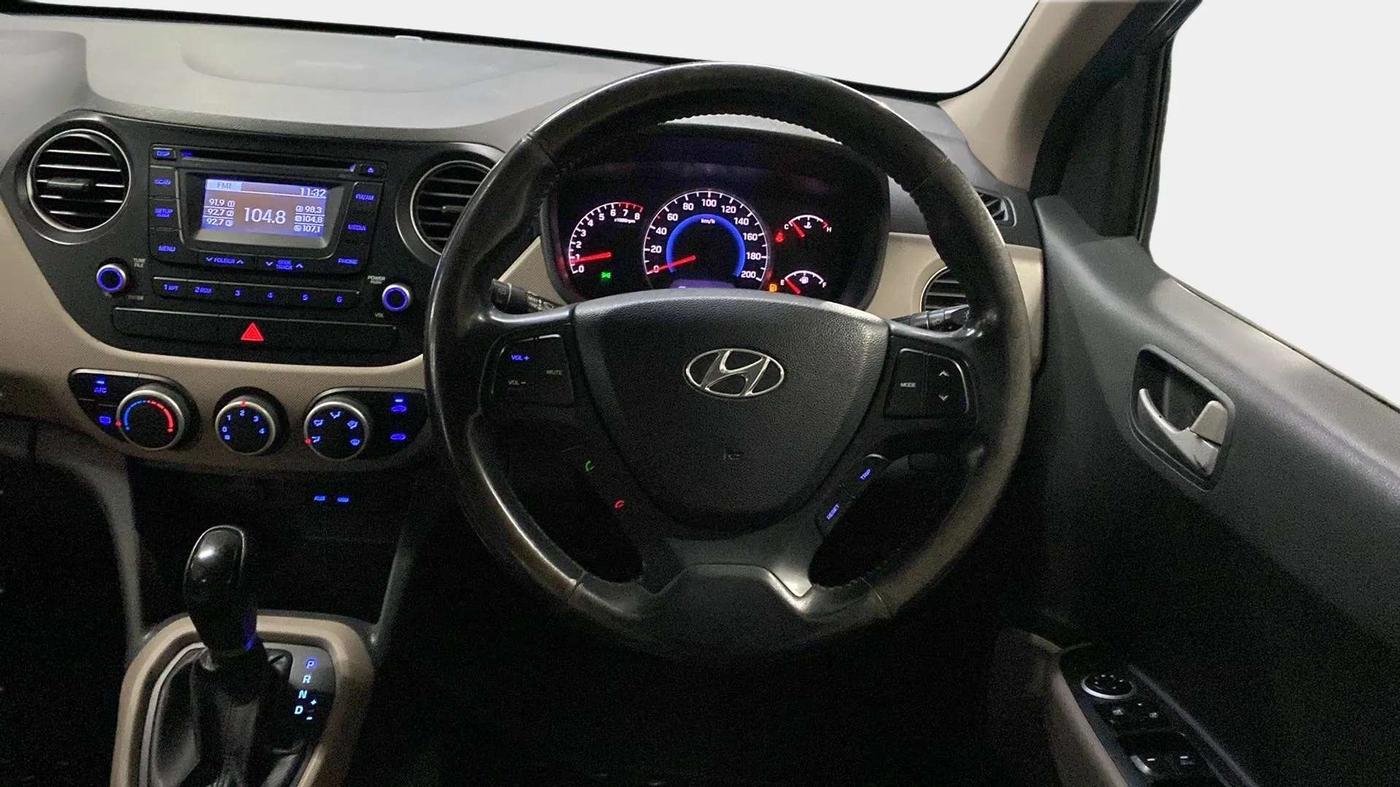 2015 Hyundai Grand i10 ASTA AT 1.2 KAPPA VTVT, Petrol, Automatic, 47,771 km, Steering Wheel Close Up
