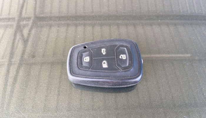 2021 Tata NEXON XZA PLUS DIESEL, Diesel, Automatic, 57,573 km, Key Close Up