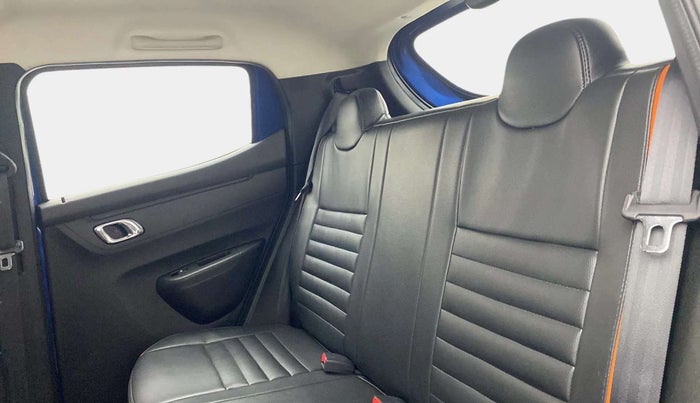 2021 Renault Kwid CLIMBER 1.0 AMT (O), Petrol, Automatic, 12,555 km, Right Side Rear Door Cabin